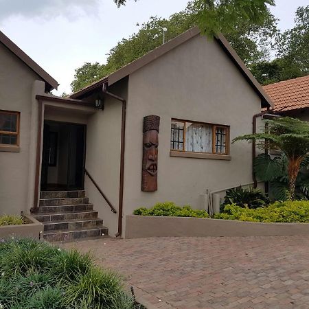 Zwavelpoort Guesthouse Pretoria Exterior photo